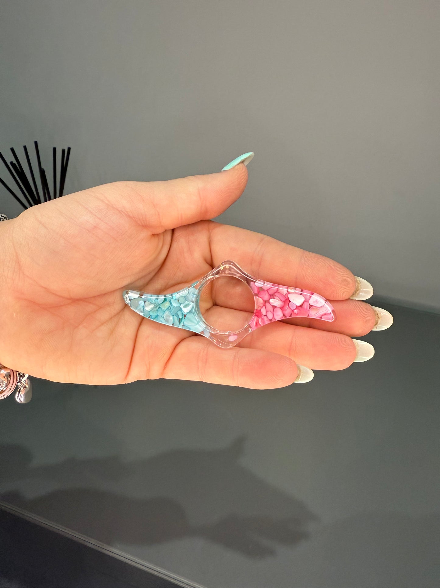 Book Press / Finger Reading Tool